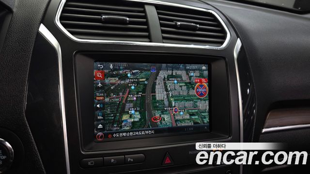 Ford Explorer 2019 — photo 14