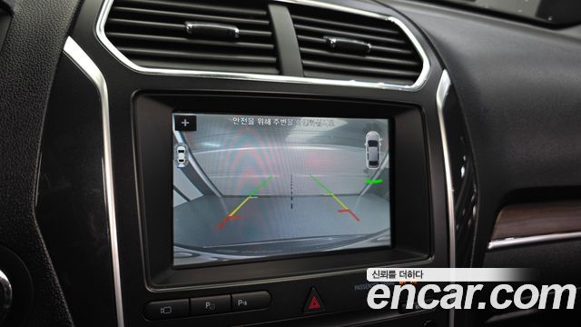 Ford Explorer 2019 — photo 15