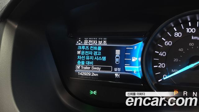 Ford Explorer 2019 — photo 18