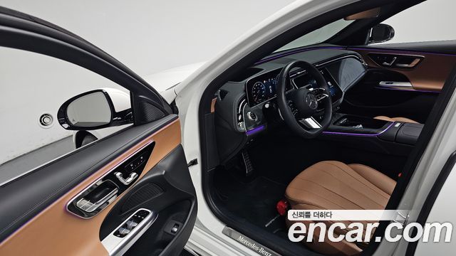 Mercedes-Benz E-Class 2026 — photo 13