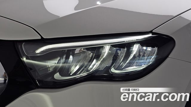 Mercedes-Benz E-Class 2026 — photo 8