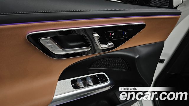 Mercedes-Benz E-Class 2026 — photo 33