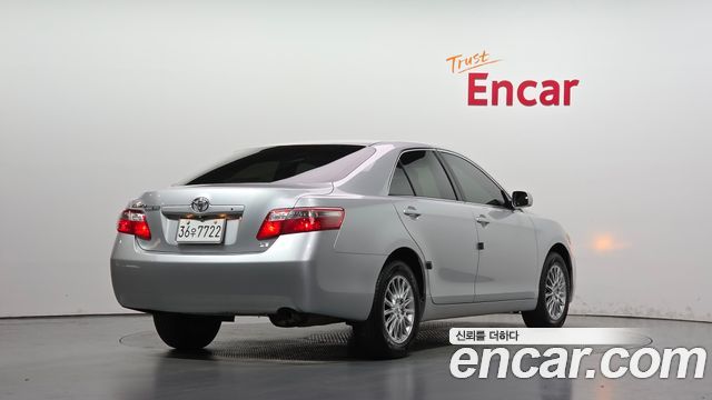 Toyota Camry 2008 — photo 2