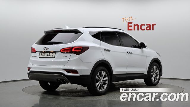 Hyundai Santafe 2018 — photo 2