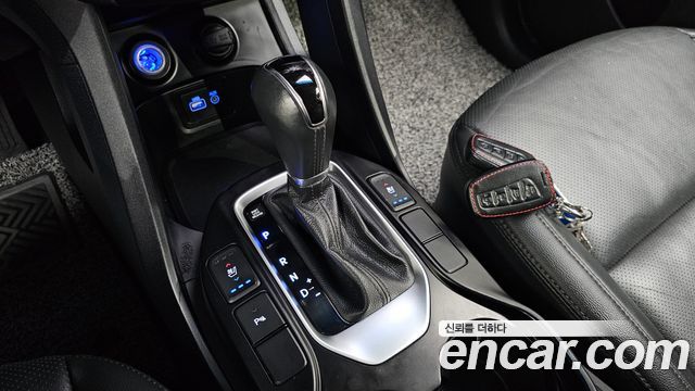 Hyundai Santafe 2018 — photo 12