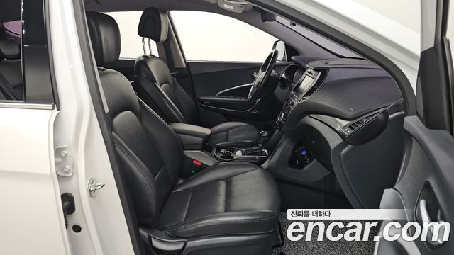 Hyundai Santafe 2018 — photo 17