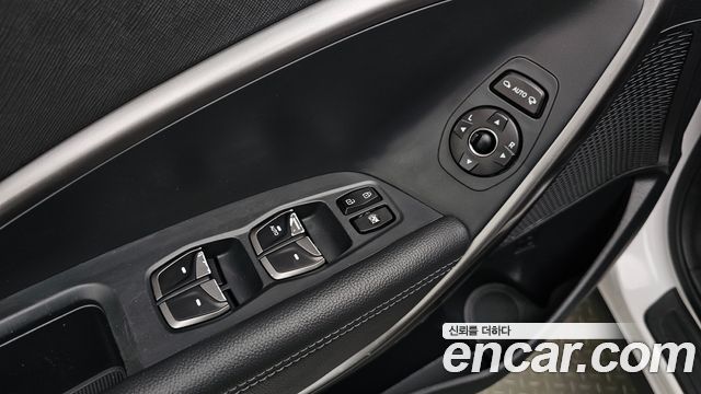 Hyundai Santafe 2018 — photo 24