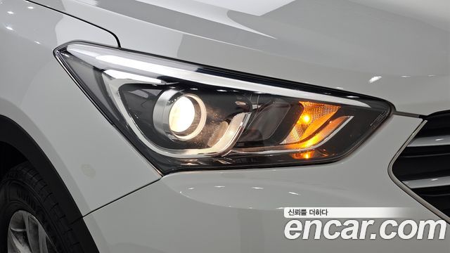 Hyundai Santafe 2018 — photo 8