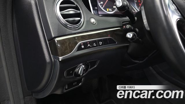 Mercedes-Benz S-Class 2015 — photo 24