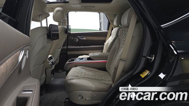 Genesis GV80 2023 — photo 12