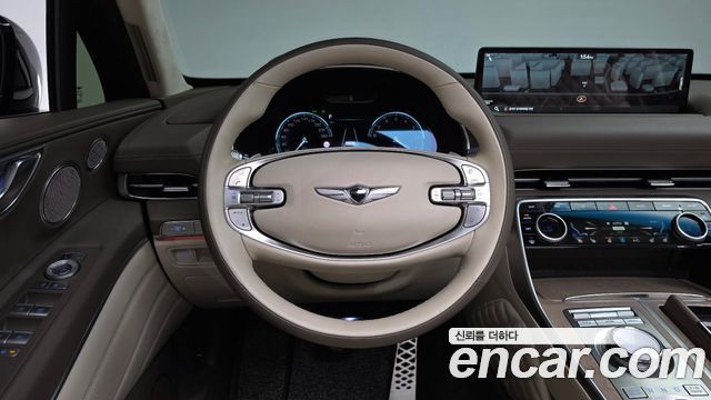 Genesis GV80 2023 — photo 13