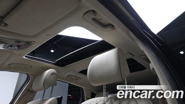 Genesis GV80 2023 — photo 17
