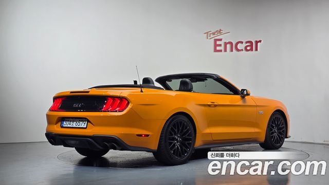 Ford Mustang 2019 — photo 2