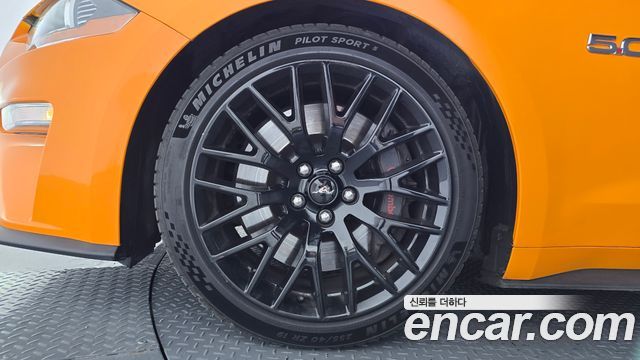 Ford Mustang 2019 — photo 5