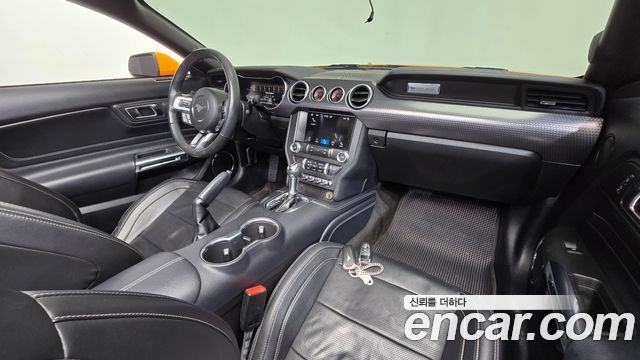 Ford Mustang 2019 — photo 10