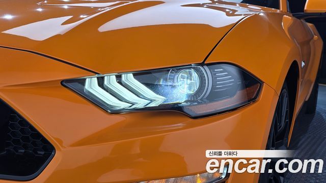 Ford Mustang 2019 — photo 8