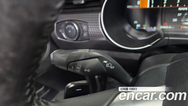 Ford Mustang 2019 — photo 29