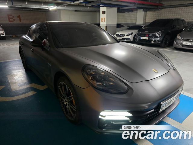 Porsche Panamera 2011 — photo 4