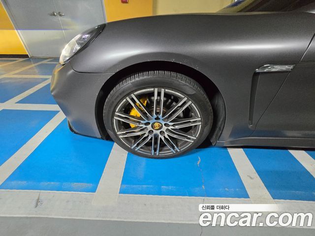 Porsche Panamera 2011 — photo 7