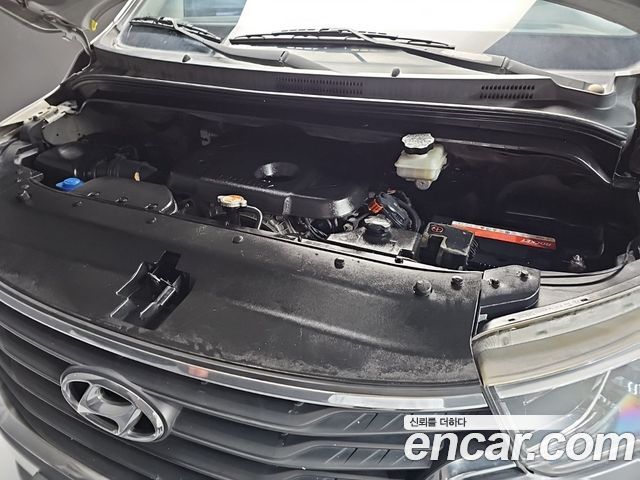 Hyundai Starex 2018 — photo 5