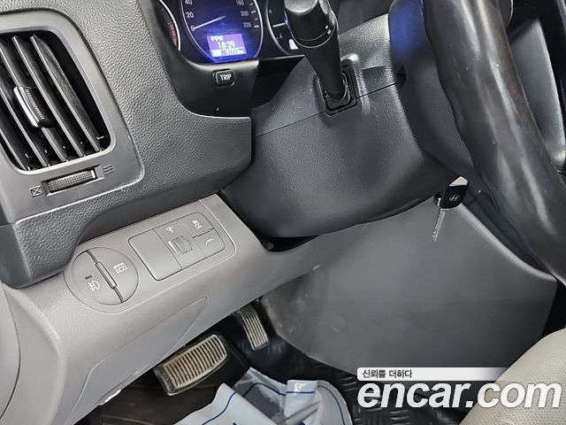 Hyundai Starex 2018 — photo 14