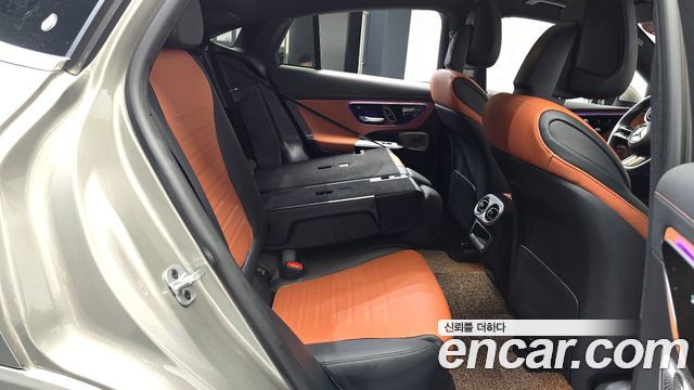 Mercedes-Benz GLC-Class 2024 — photo 17