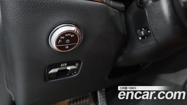 Mercedes-Benz GLC-Class 2024 — photo 26