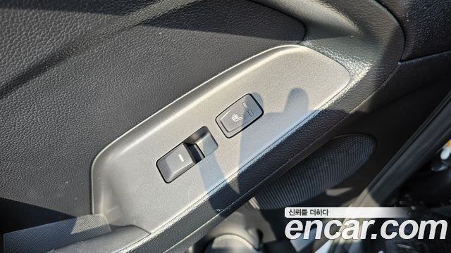 Kia K3 2015 — photo 18