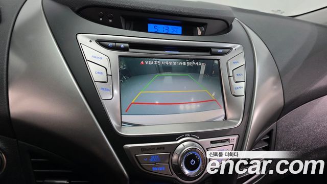 Hyundai AVANTE 2014 — photo 21