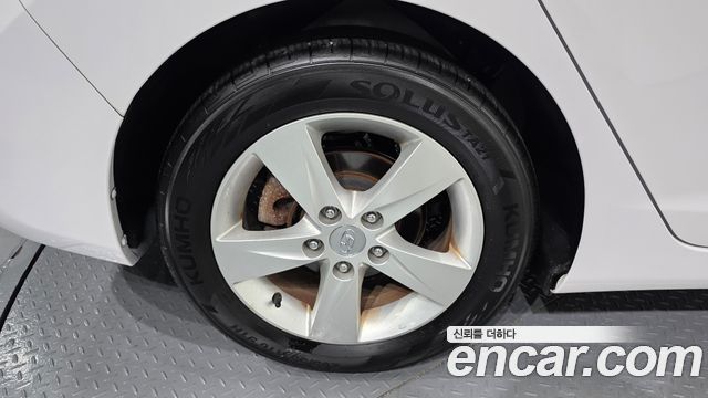 Hyundai AVANTE 2014 — photo 7