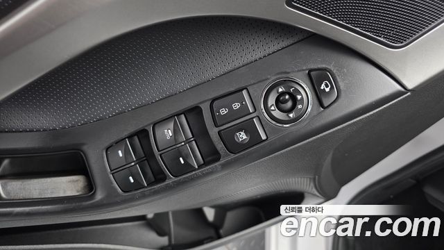 Hyundai AVANTE 2014 — photo 29
