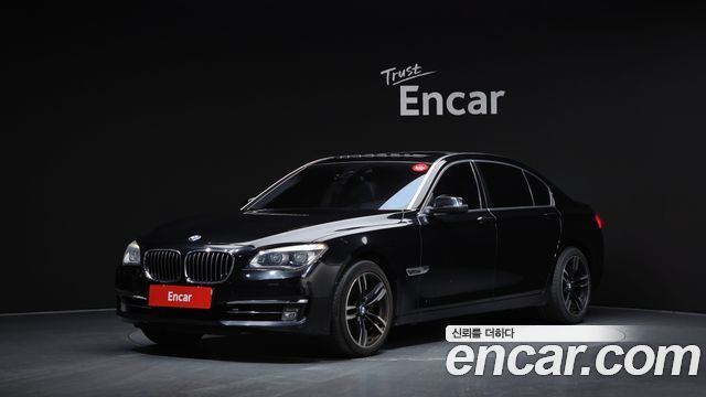 BMW 7-Series 2015 — photo 1