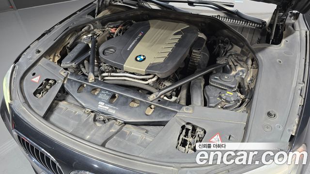 BMW 7-Series 2015 — photo 6