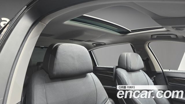 BMW 7-Series 2015 — photo 19