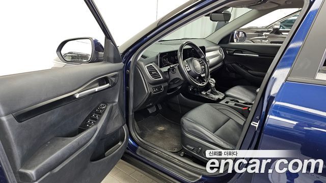 Kia Seltos 2023 — photo 10