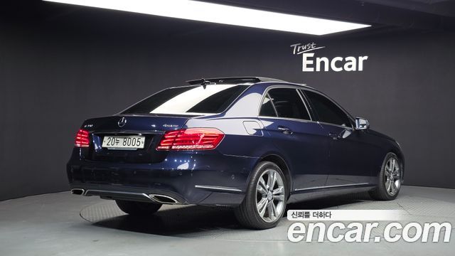 Mercedes-Benz E-Class 2016 — photo 2