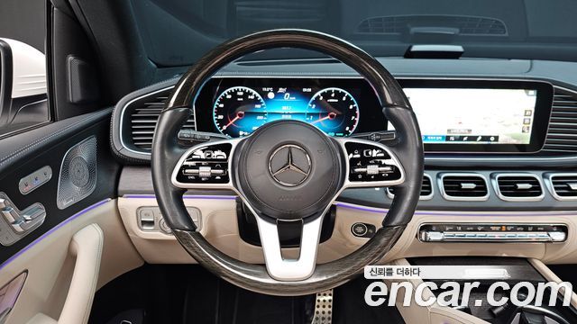 Mercedes-Benz GLS-Class 2021 — photo 19