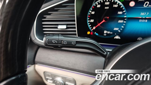 Mercedes-Benz GLS-Class 2021 — photo 23