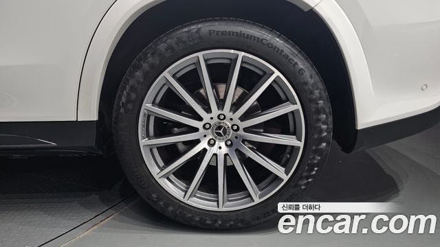 Mercedes-Benz GLS-Class 2021 — photo 7
