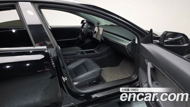Tesla Model 3 2021 — photo 17