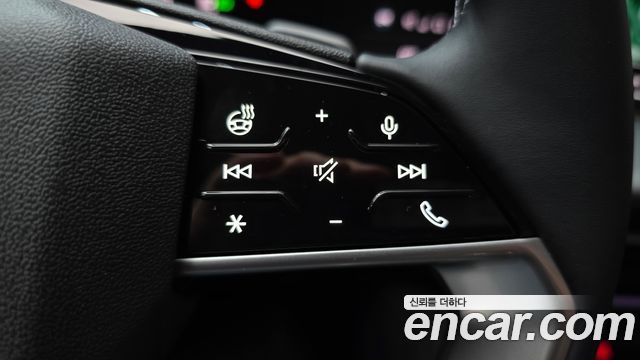 Audi Q5 2025 — photo 26