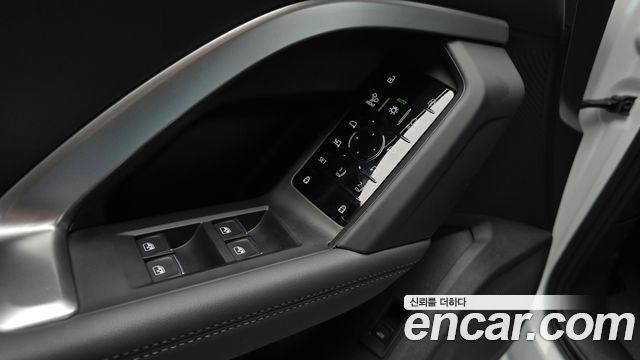 Audi Q5 2025 — photo 29