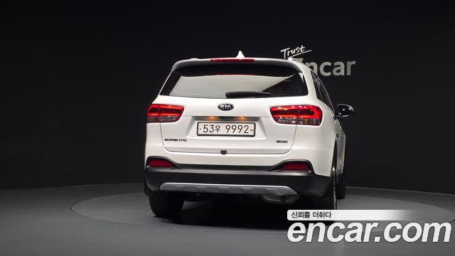 Kia Sorento 2016 — photo 4