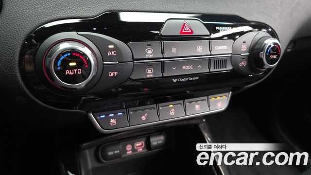 Kia Sorento 2016 — photo 22