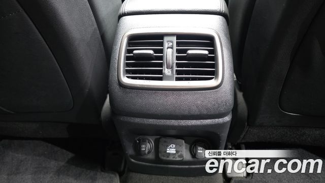 Kia Sorento 2016 — photo 38