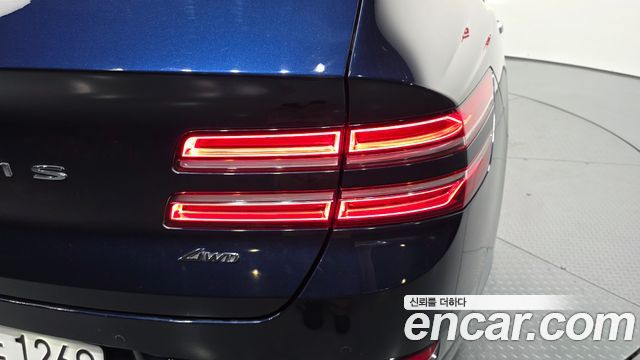 Genesis GV80 2020 — photo 9
