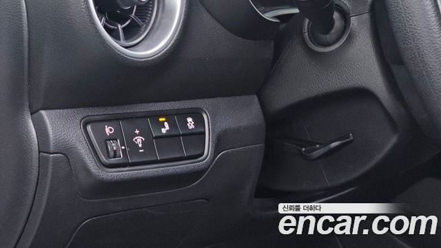 Kia K3 2022 — photo 24