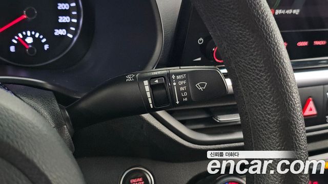 Kia K3 2022 — photo 30