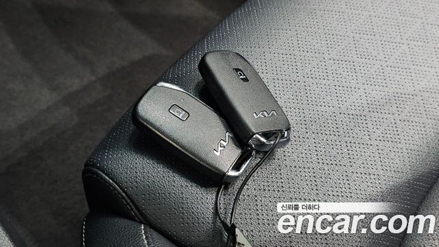 Kia K3 2022 — photo 34