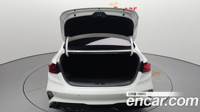Kia K3 2022 — photo 35